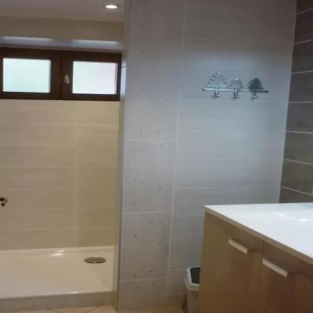 Apartment 2 Pieces 4 Personnes 3* Expose Sud-est Au Centre De Valloire, Proche Des Remontees Mecaniques - Fr-1-263-83 *