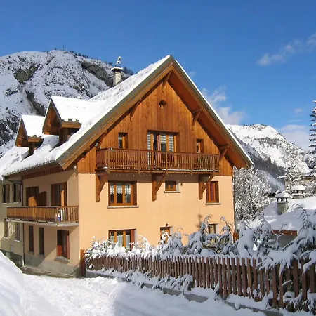 Apartment 2 Pieces 4 Personnes 3* Expose Sud-est Au Centre De Valloire, Proche Des Remontees Mecaniques - Fr-1-263-83 Valloire