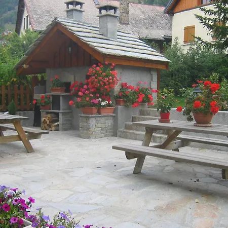 Apartament 2 Pieces Pour 4 Pers, Sud-est A Valloire, Avec Wifi - Fr-1-263-83